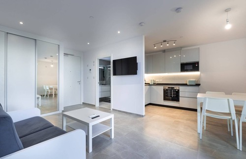 Gibraltar Apartment | Top Studio With View-hosted by Sweetstay