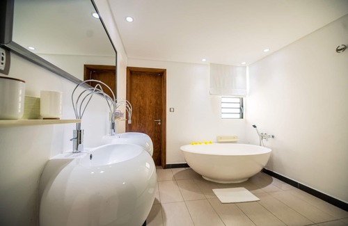 Pereybere Hotel | Toparadis Guest House