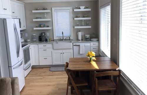 Rapid City Apartment | Torch Lake Bunk House - 15 minutes to Great Lakes Equestrian Festival