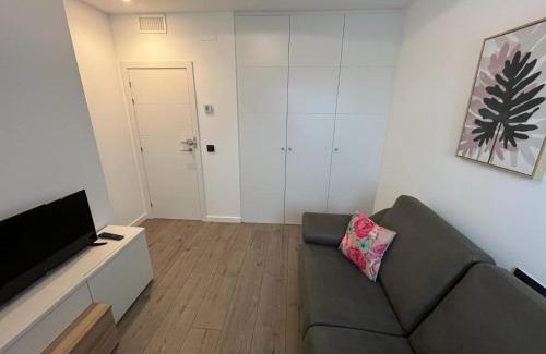 Cadiz Apartment | Torre D'Arenas, playa Victoria, piscina y parking