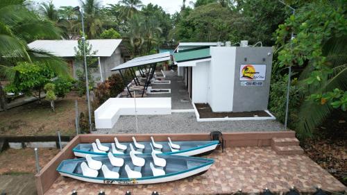 Tortuguero Hotel | Tortuguero7 lake view