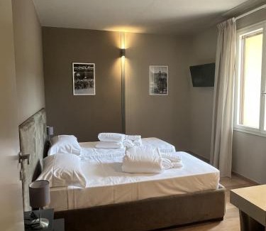 Imola House | Tosa Welcome