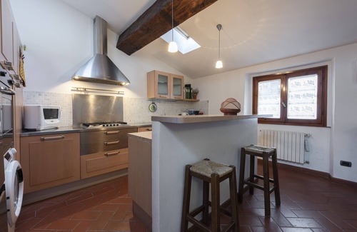 Oltrarno Apartment | Toscanella 3 Bedrooms by Mmega