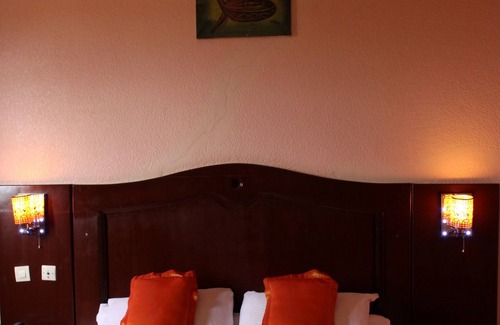 Yaounde Hotel | Tou'Ngou Hotel