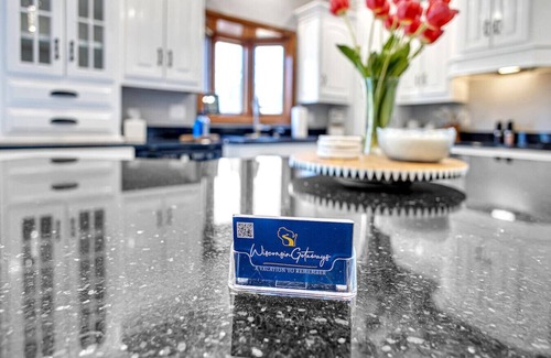 Howard Apartment | Touchdown Retreat – Indoor Pool, Hot Tub & Games!