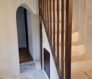Bonifacio House | tour casella