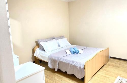 Almaty Apartment | Town House, Метро Райымбек