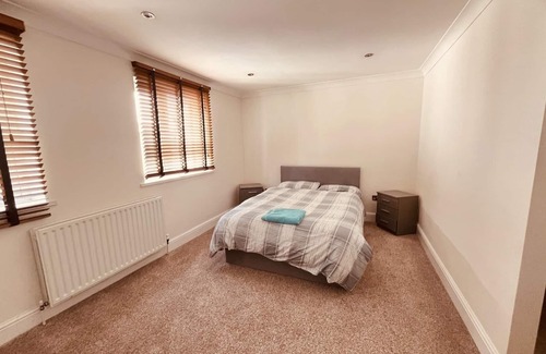 Grove Apartment | Town house in Surbiton/Kingston
