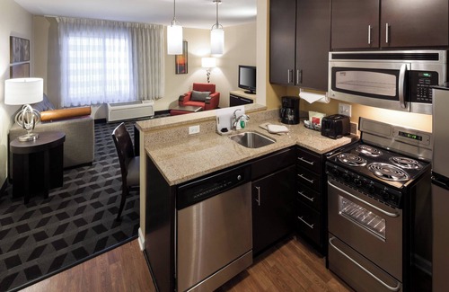 Little Rock Hotel | TownePlace Suites by Marriott Little Rock West