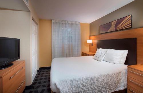Alpharetta Hotel | TownePlace Suites by Marriott Atlanta Alpharetta
