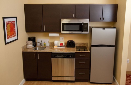 Clute Hotel | TownePlace Suites by Marriott Lake Jackson Clute