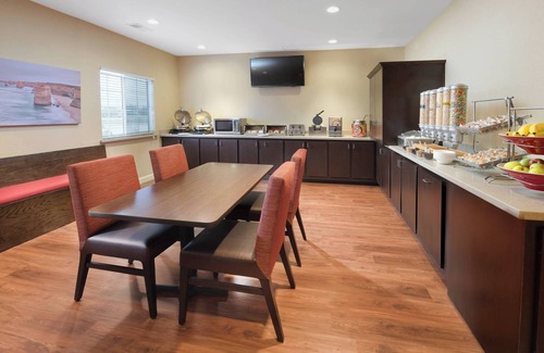 Clute Hotel | TownePlace Suites by Marriott Lake Jackson Clute