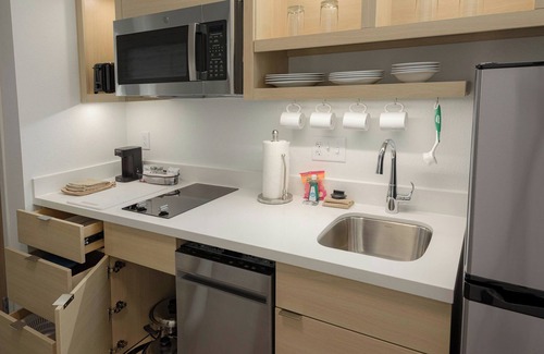 Oakley Hotel | Towneplace Suites By Marriott Cincinnati Oakley