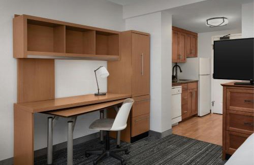 Norfolk - Virginia Beach Hotel | TownePlace Suites Suffolk Chesapeake