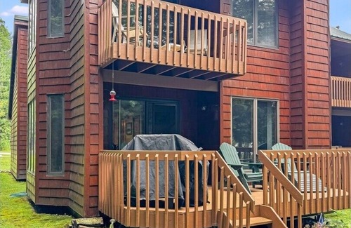 Inlet House | Townhome B1 - 4th Lake