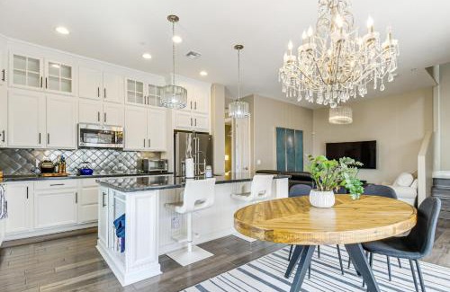 North Scottsdale House | Townhome Near TPC about 11 Mi to Old Town!