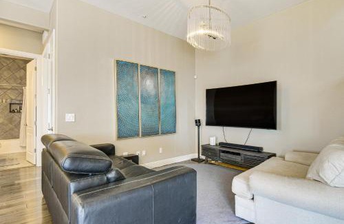 North Scottsdale House | Townhome Near TPC about 11 Mi to Old Town!