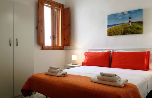 Roca Vecchia House | Townhouse in Roca Vecchia 350 m from the beach and 900 m from Poesia