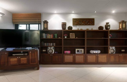 Rawai House | Townhouse literally ON NAI HARN beach. 400m from beach. THE PERFECT LOCATION