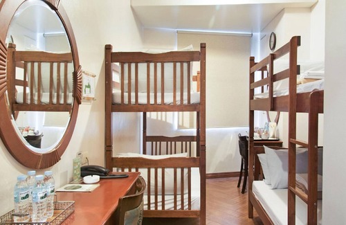 Pio del Pilar Hotel | Townhouse OAK Metro Manila Near Osmena Highway PNR Pasay formerly Avitel Hotel