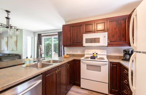 Mont-Tremblant House | Townhouse On The Golf W Pool Access -aiglon 1717