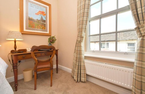 Stoke-on-Trent House | Townhouse @ Shelton New Road Stoke