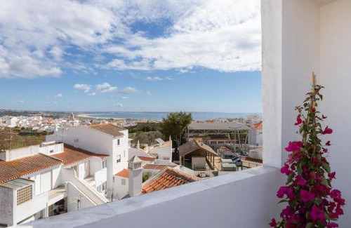 Lagos House | Townhouse with Stunning Sea Views and Terrace