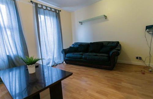 Gipsy Hill Apartment | TownHouse4bedRoomHouse