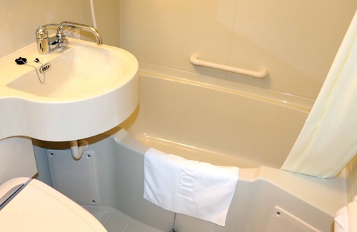 Takaoka Hotel | Toyoko Inn Shin Takaoka Station Shinkansen Minami
