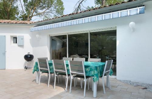 Le Bois-Plage-en-Re Villa | Très belle villa avec piscine (4*)
