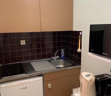 Dax Apartment | Très jolie studio à louer avec sa belle terrasse de 4m2 idéalement situé dans un hôtel thermale
