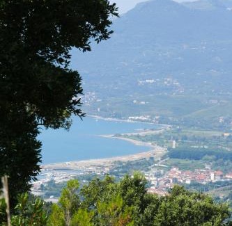 Ispani Apartment | Tra Montagne e Mare