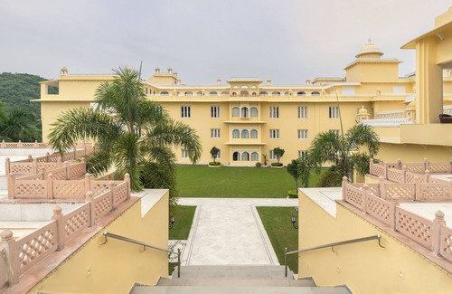 Bedla Hotel | Traavista Surya Mahal Resort & Spa