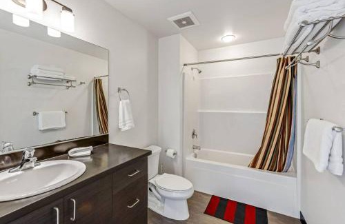 Bremerton House | Tracyton Condo #202