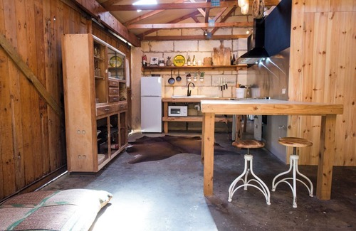 Waterhouse House | Trader Jacks