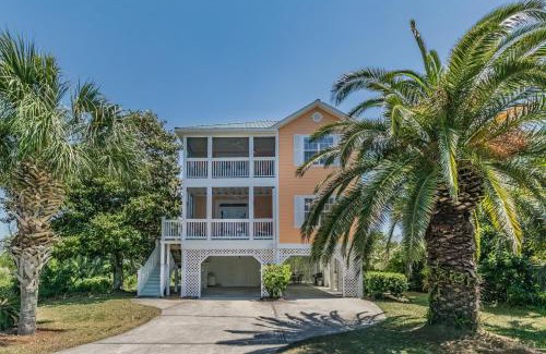 Beachwalk House | TradeWind on Harbor Island - 4 Bedrooms Sleeps 8