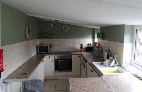 Felinfach Cottage | Traditional 2-Bed Welsh Cottage, Ystrad Aeron,