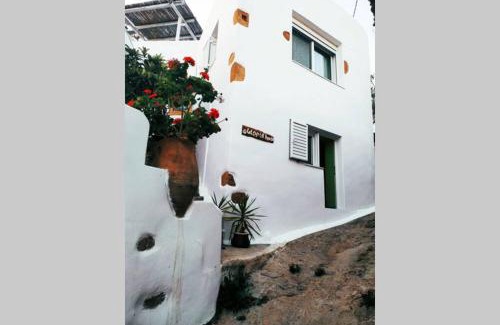 Pefki House | Traditional House Utopia in Pefki, Makry Gialos