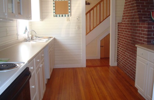 South Casco House | Traditional Maine cottage with ample privacy on beautiful Sebago Lake!