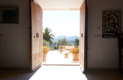 Manacor Cottage | Traditional Majorcan finca with panoramic views to the coast and the mountains