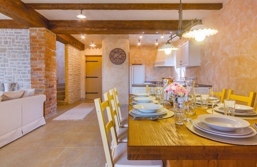 Kras Villa | Traditional style Villa Suza* with an outdoor pool on Krk