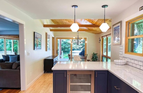 Waitsfield House | Traditional Vermont Ski Lodge minutes from Mad River Glen and Sugarbush