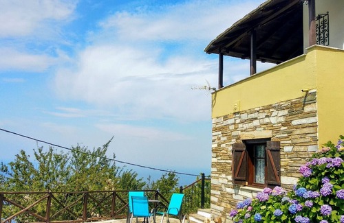 Tsagarada House | Traditional Villa with Private Pool in Pelion