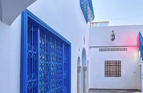Hammamet House | Traditional Villa with Courtyard & Artisanal Details near the Beach