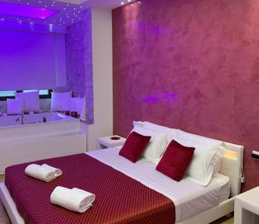 Margherita di Savoia Bed & Breakfast | Traiano Suite