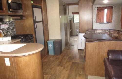 Fujikawaguchiko RV Rental | Trailer House Consecutive night plan 26 peop/Minamitsuru District Yamanashi