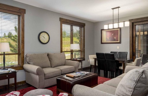 Steamboat Springs Hotel | Trailhead Lodge 2118