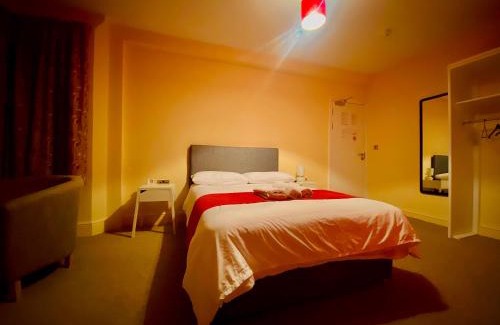 Norwich House | Train Station Hotel
