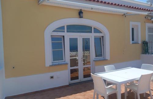 Panza Apartment | Tramonto sul mare