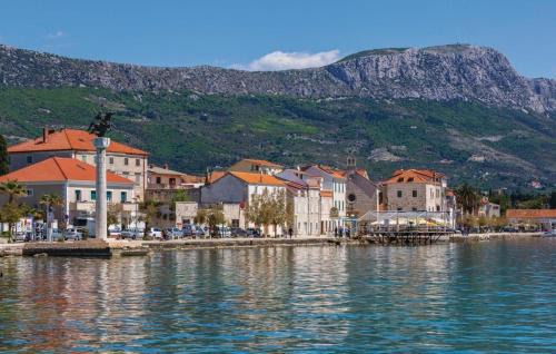 Rudine Apartment | Tranquil and Stylish Apartment Kastel Novi